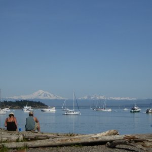 Another check on Echo bay - definitely more packed in on Saturday than it was Friday