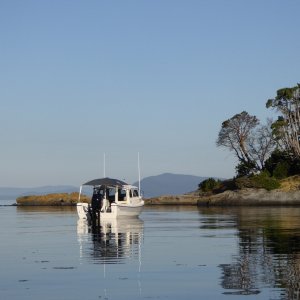 Sunday morning in Shallow Bay