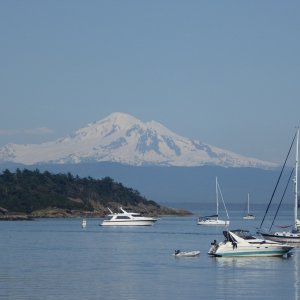 A Sunday check on Echo Bay and Mount Baker