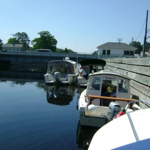 Osprey, Munchkin, Sea Esta, and Litl' Tug at South Mills draw bridge