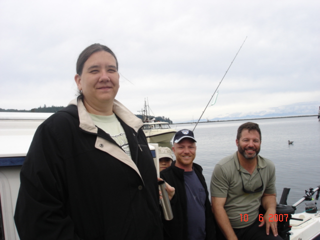 11 Aug 2007 Neah Bay, WA
Scott (far right) aka
Beartrack with friends.