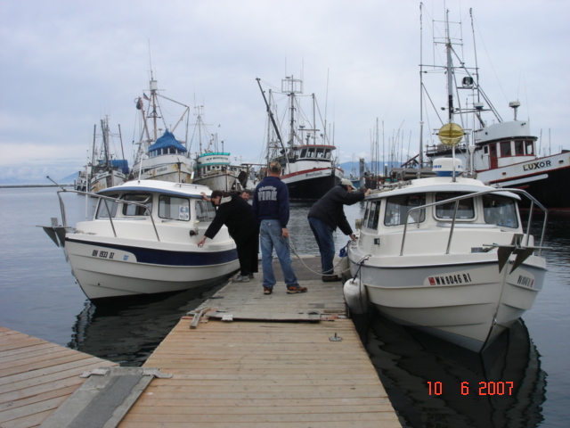 11 Aug 2007 Neah Bay, WA
Scott's 22 CD on the left
 (Scott aka Beartrack)
