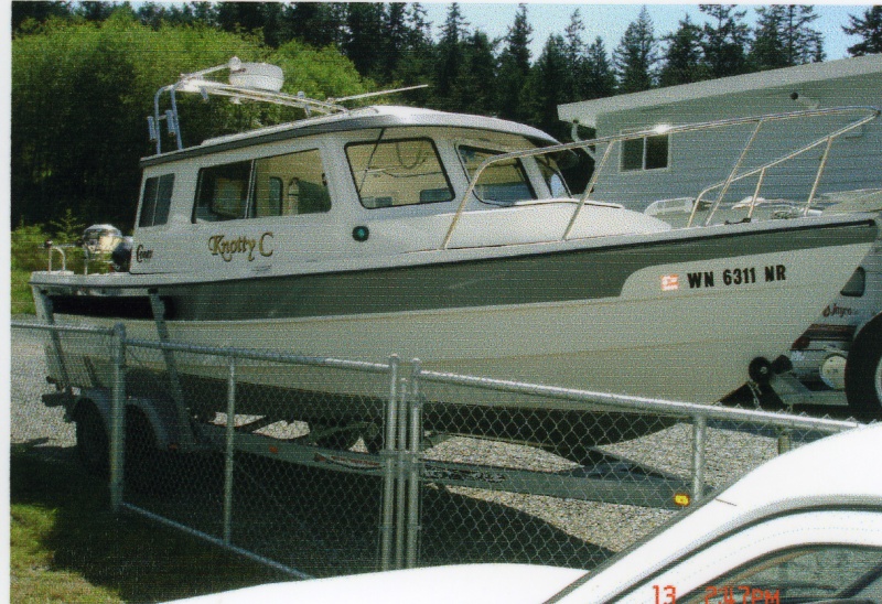 13 May 2006 
 Cornet Bay, WA
KNOTTY C at EQ Marine
