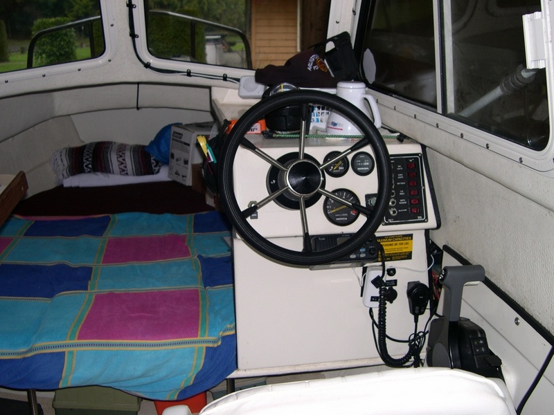 16' "Sea Shift" Interior