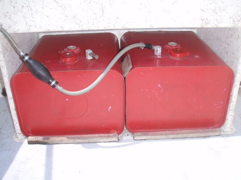 1985 C-Dory 22 Angler Classic (2) twelve gallon gas tanks.I would like to change these old steel tanks to something better.
