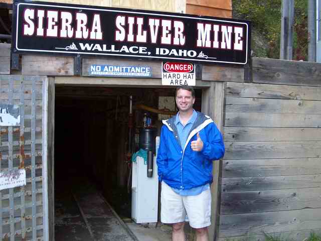 20040926 - 03 Hiawatha Bike Trip Wallace ID