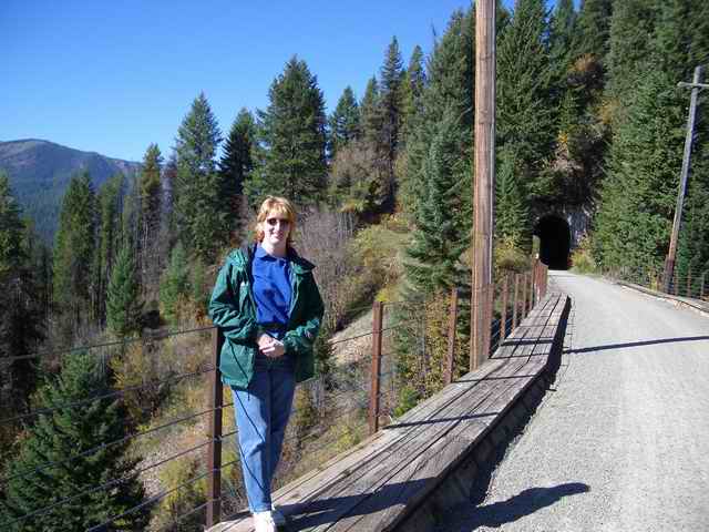 20040926 - 08 Hiawatha Bike Trip Wallace ID