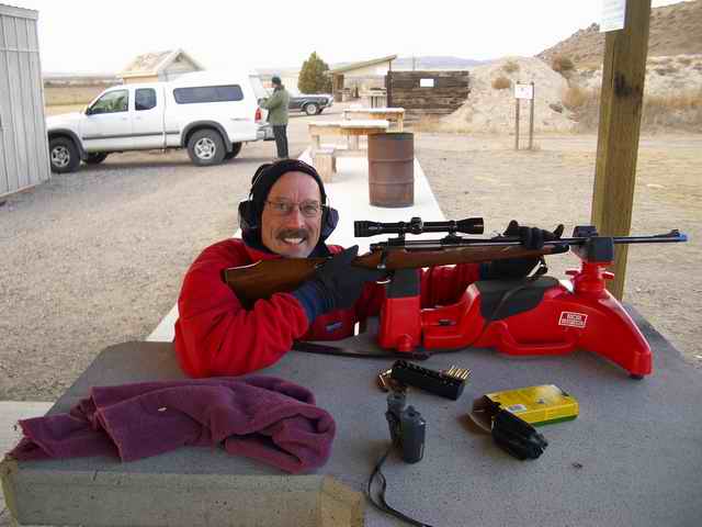 20041125 - 04 Target Practice w Dad in Montana