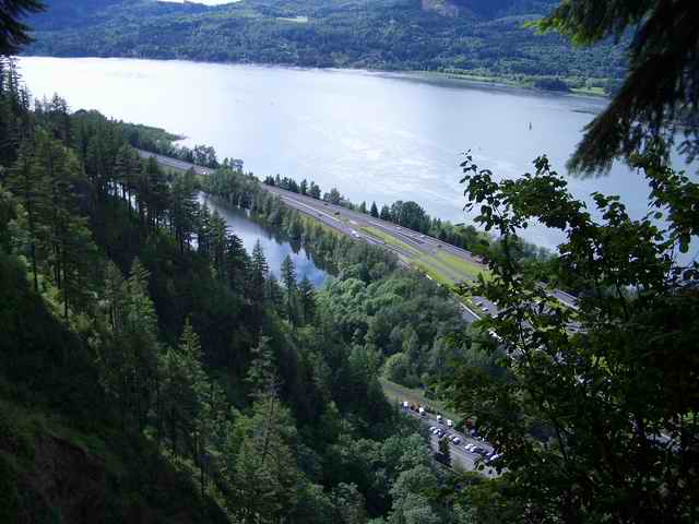 20050617 - 03 Hiking Multnomah Falls w relatives from England