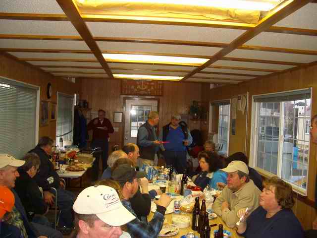 20060311 - 15 Poulsbo C-Dory Gathering - Run for your lives...they\'re all nuts