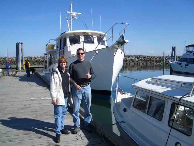 20060311 - 32 Poulsbo C-Dory Gathering - Little Boat - Big Boat