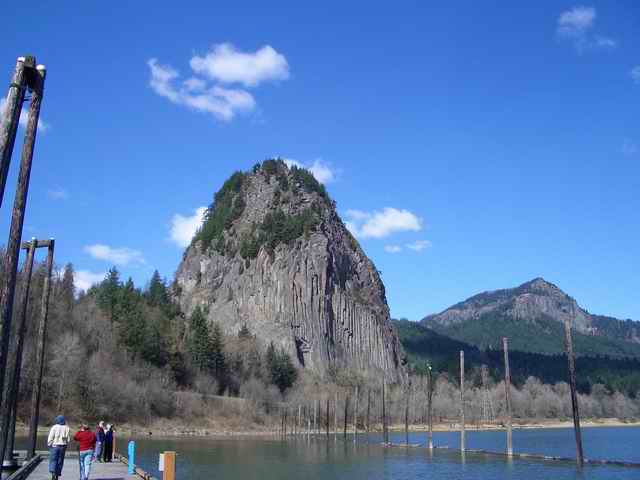 20060319 - 10 Columbia River Rooster Rock to Beacon Rock - Wanna Climb It