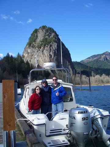 20060319 - 15 Columbia River Rooster Rock to Beacon Rock - Christy, Colin & John