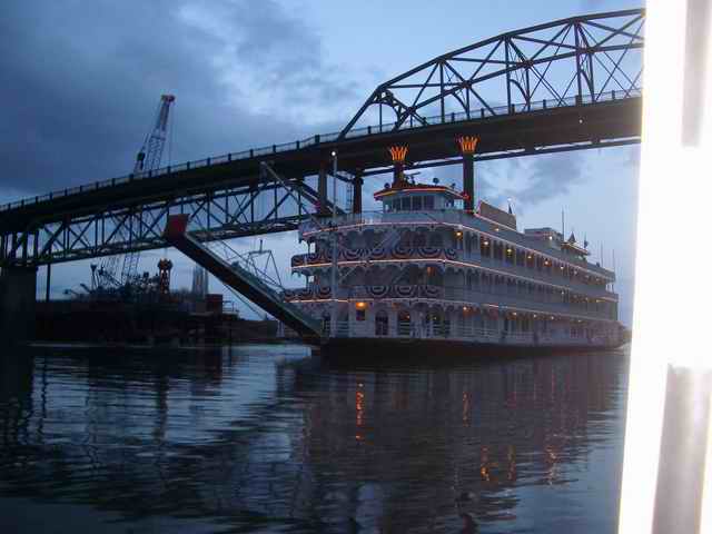 20060401 - 03 Sauvie Island Overnighter - Nighttime Sternwheeler