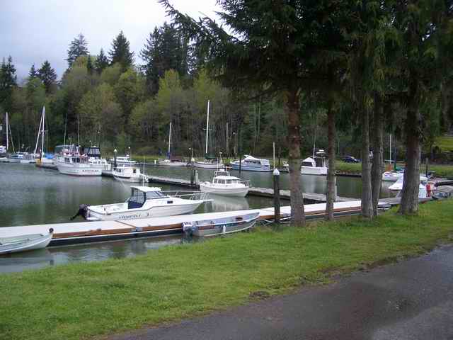 20060413 - 05 Cathlamet C-Dory Gathering - Nice Harbor