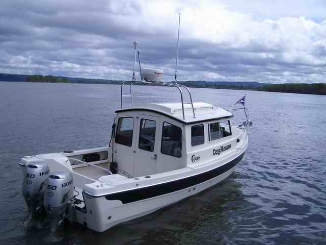 20060413 - 15 Cathlamet C-Dory Gathering - Say...nice boat you got there