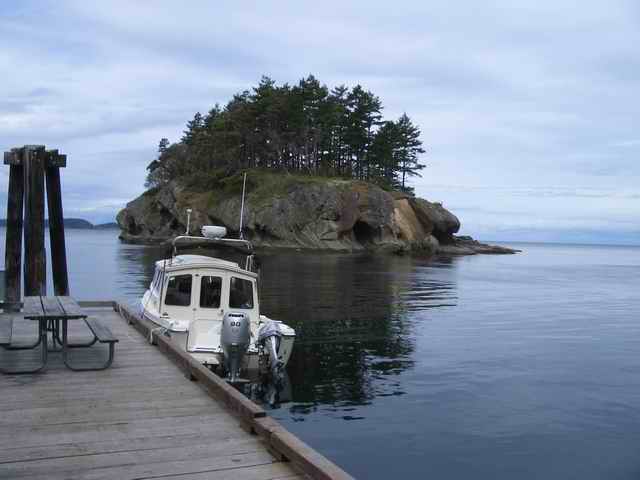 20060506 - 06 Lopez C-Dory Gathering - Nice island in Matia cove