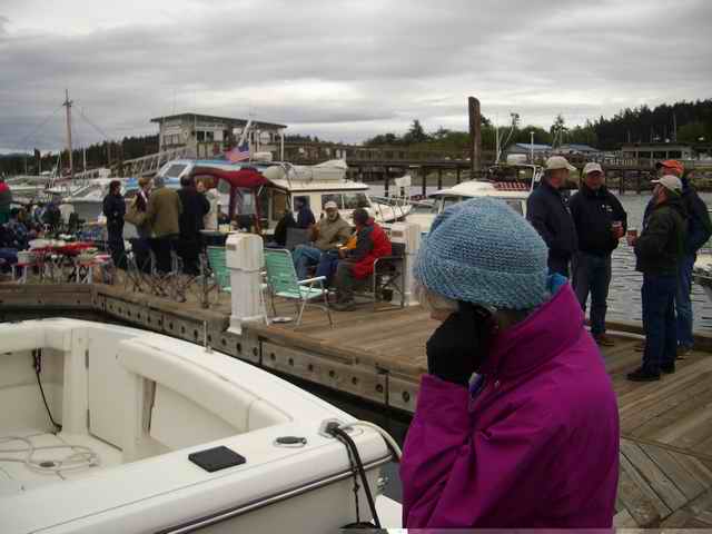 20060506 - 21 Lopez C-Dory Gathering - Can anyone guess who this teenager is on the phone