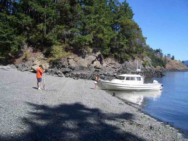 20060722 - 03 San Juans w Brother & Sister in law - First beach landing