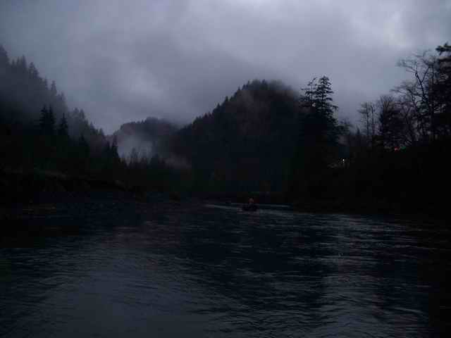 20070317 - 01 Fishing Wilson River - Dark Morning