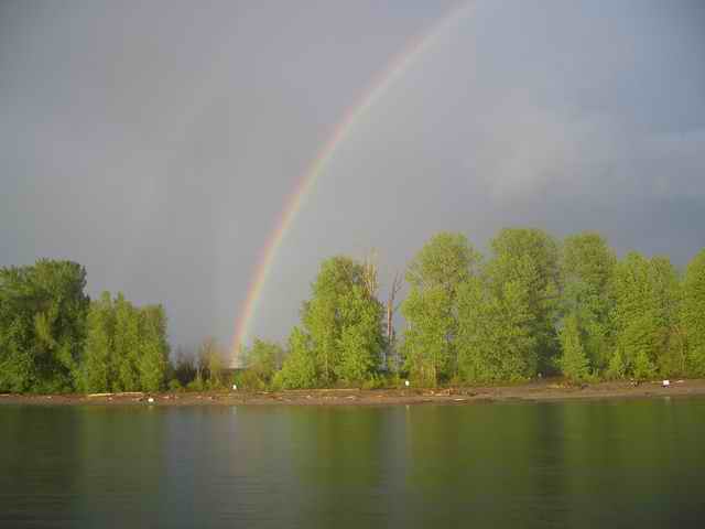 20070412 - 04 Columbia River Dinner Cruise w Friends in town