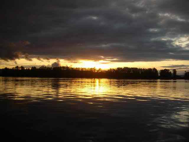 20070412 - 05 Columbia River Dinner Cruise w Friends in town