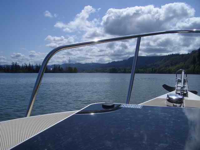 20070414  - 29 Cathlamet C-Dory Gathering