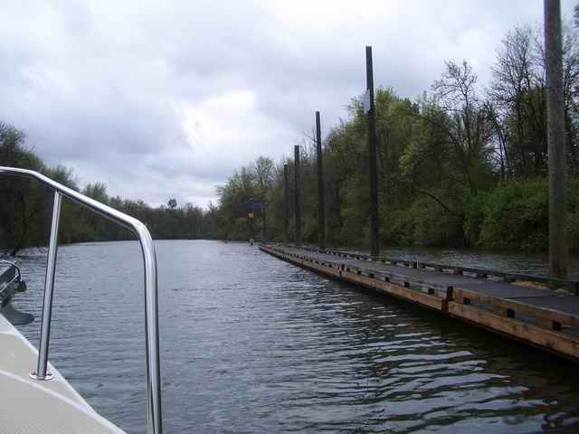 20070520 - 01 Boating on Multnomah Channel Sauvie Island - New Hiding Spot