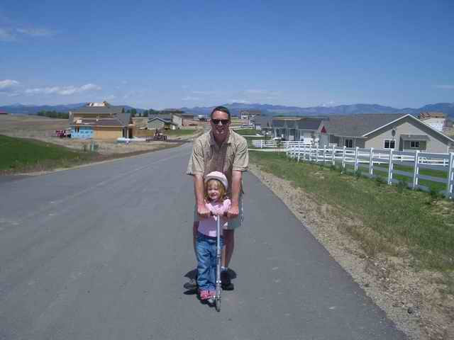 20070528 - 08 Visiting Family in Montana - Helping youngest niece hang with middle niece