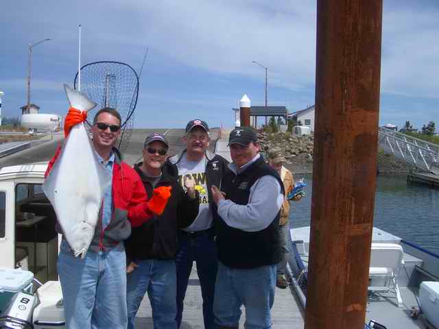 20070603 - 06 Newport Halibut Trip - Can you tell who caught the only Feesh