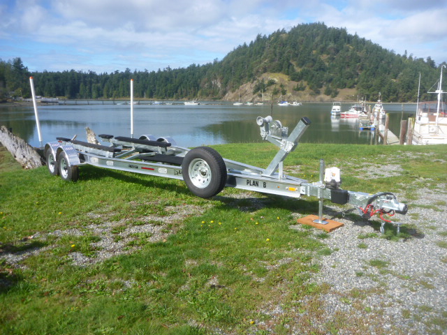 2014 Aluminum Trailer (Load Rite Elite, 8400# Cap. 102" torsion axles W/ elec/hydraulic disc brakes & Vortex 100,000 mile hubs)