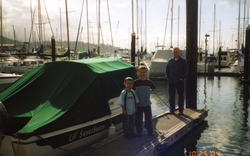 25 Oct 2004 Bellingham 
Grandpa & his buddies looking at Lil' Sweethaven