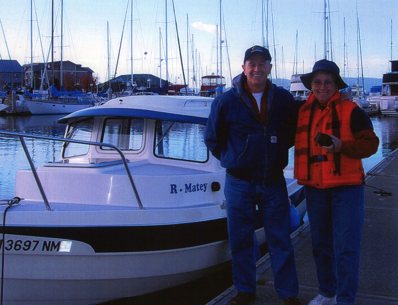31 Oct 2004 Bellingham
   Joe, Ruth & R-MATEY
(Mark, thanks for taking this photo!)