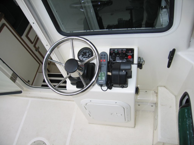 Aft steering station ? ZF electronic engine controls