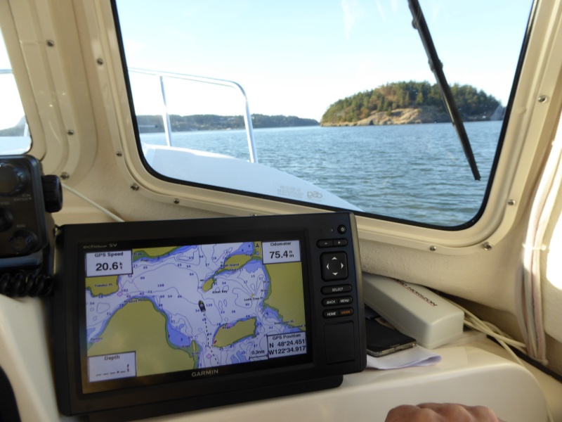 Approching Skagit Island, my destination for Thursday night