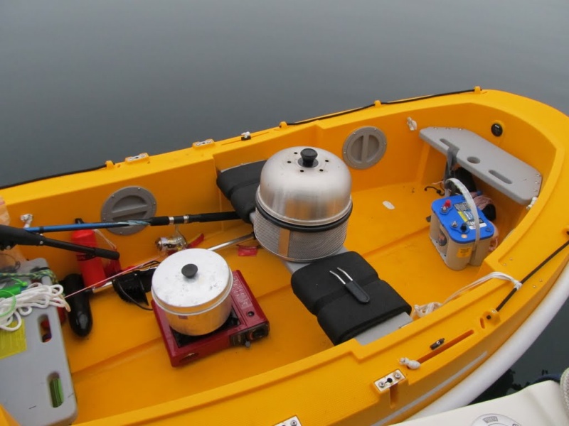 auxilliary cooking/grlling station (calm water)