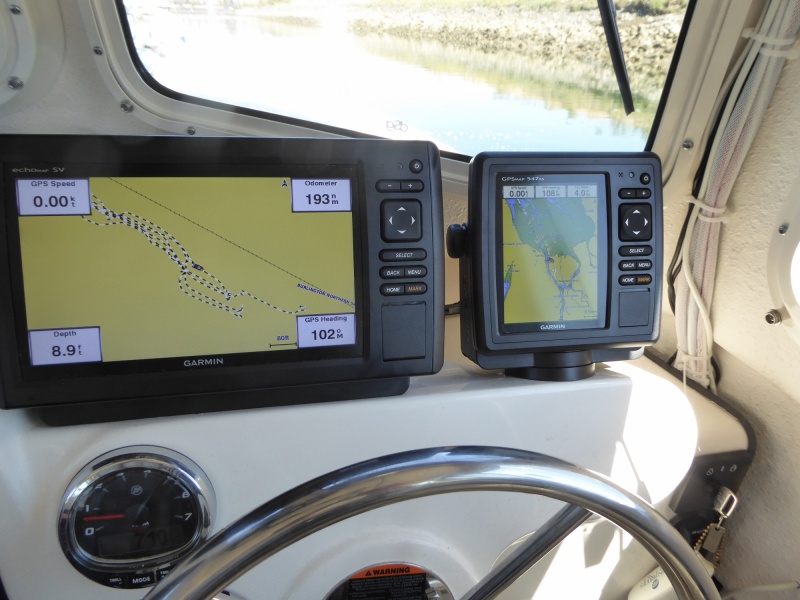 Back at the marina a week later, 160 nm (forgot to reset odometer after the last 30 nm trip). 292 hrs total on engine, next up is the 300 hr service.