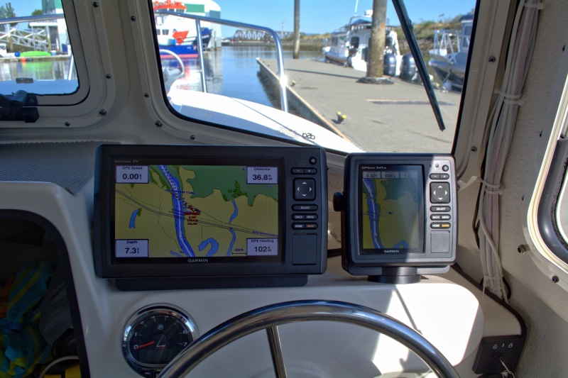 Back at the marina after a leisurely 4 hour slow-cruise to Cap Sante for fuel and another 6nm home.  37 nm total on this trip, and now at 371 hours on the Merc 90