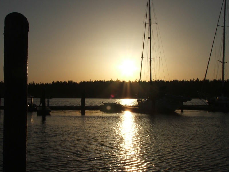 (c-dancer) Sunset at Fisherman's Bay