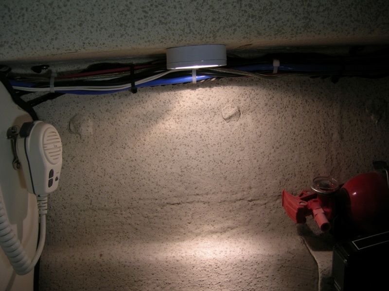 Cabin Lighting both sides of cabin.