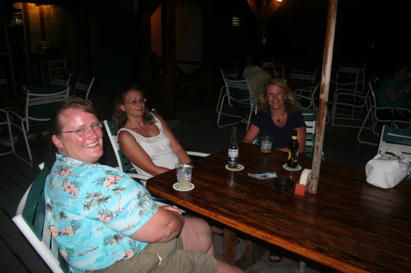Cathy and friends..... dive ceritfied for her birthday