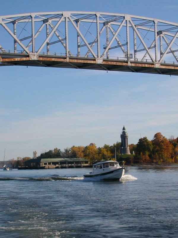 Crown Point Bridge and Monument
