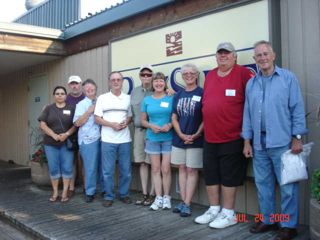 Dan & Tanya, Merv & Kathy,
Larry & Cathy, Janet, Roger
and Joe