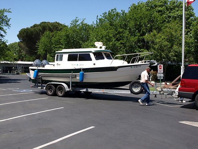 Dora Jean arrives late after suffering broken trailer springs from California "potholes".