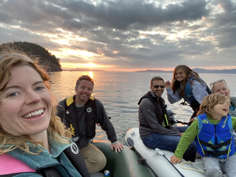 FF3C9C46-02AE-4F7D-972E-CE96C128339A