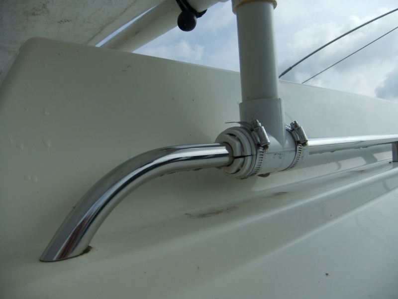 Forward sun shade frame