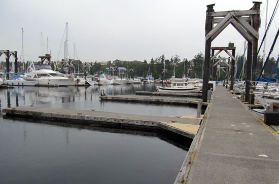 Friday Harbor docks on Sunday morning