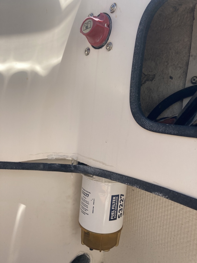 fuel filters changed 5/2020 - battery switch (4x27's)