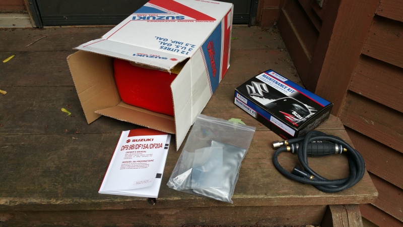 Gas tank and accessories that came with the motor