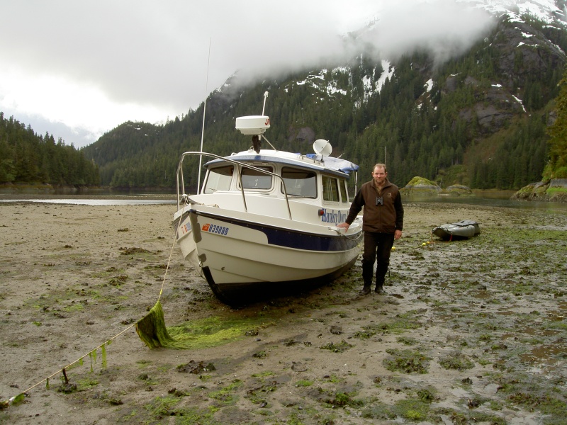 Jay with the HunkyDory purposely aground in Takatz Bay